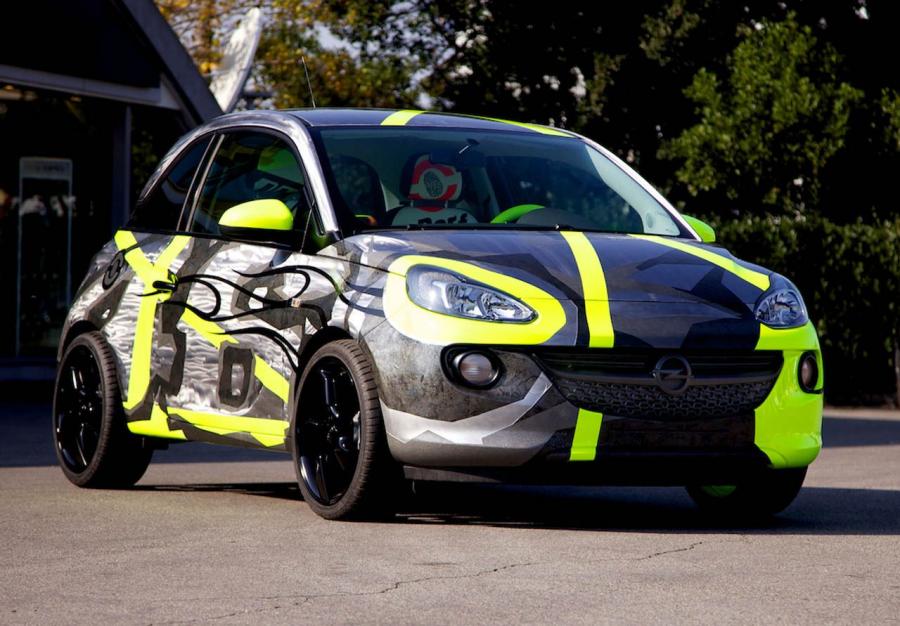  Opel Adam by Valentino Rossi 2014 года  (фото 2 из 9)